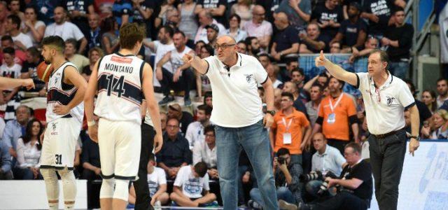 boniciolli_fortitudobologna_basketA2_lapresse_2017