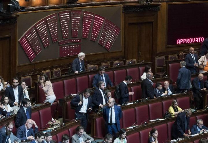 camera_aula_voto_fiducia_lapresse_2017