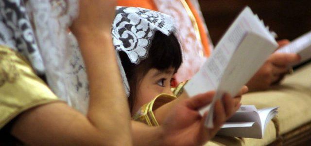 cristiani_cattolici_chiesa_preghiera_1_lapresse_2016