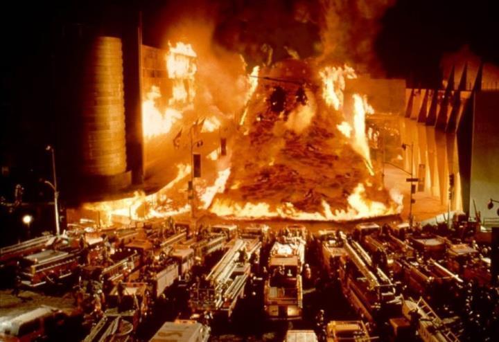 disaster_zone_vulcano_a_new_york