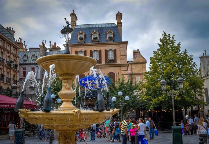 disneyland_pixabay
