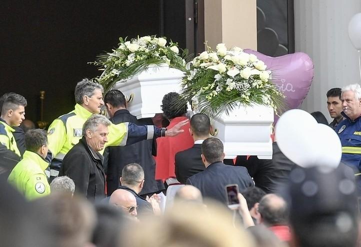 funerale_bambini_lapresse_2018