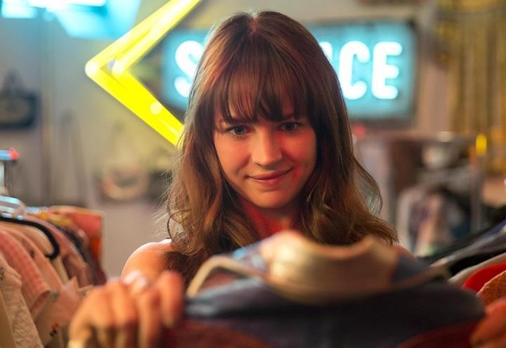 girlboss_britt_robertson_screen