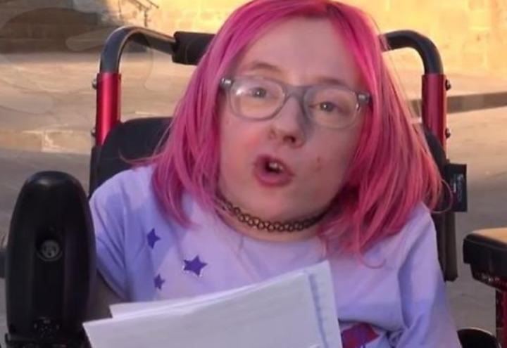 ilaria_bidini_disabile_cyberbullism_insulti_youtube_2017