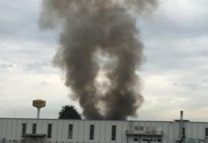 incendio_fiamme_nube_bergamo_ciserano_twitter_2017