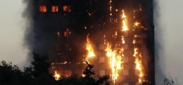 incendio_londra_palazzo_grattacielo_fiamme_twitter_2017