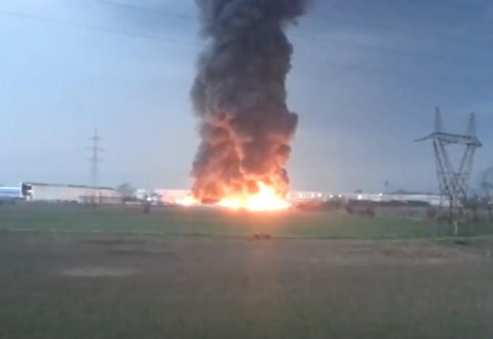 incendio_pianezza_colonna_fumo_torino_youtube_2018