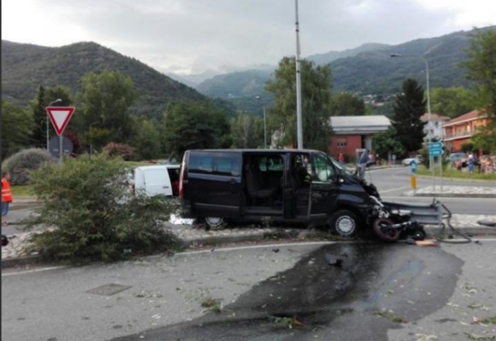 incidente_val_di_susa_moto_furgone_twitter_2017