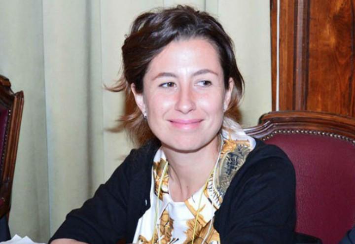 irma_melini_consiglio_comunale_bari_sessismo_twitter_2017