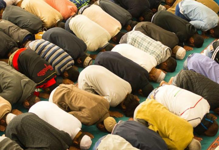 islam_preghiera_1_lapresse_2016