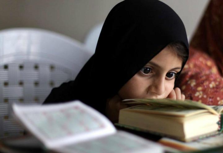 islam_velo_bambina_lapresse_2016