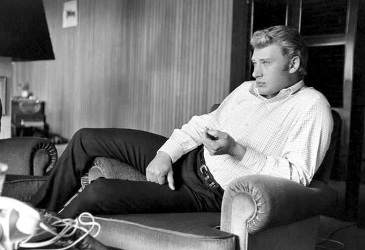 johnny-hallyday-giovane
