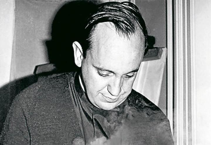 jorgemario_bergoglio_papa_francesco_avvenire