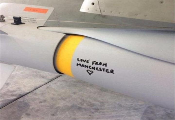 love_from_manchester_bomba_isis