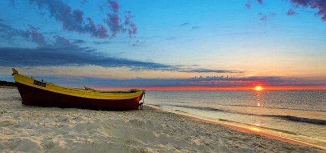mare_barca_spiaggia_rimini_atelierdellearti