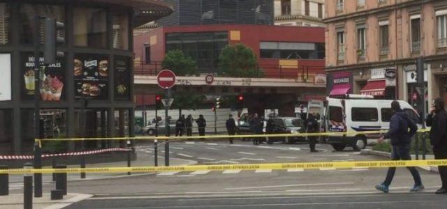 mcdonalds_grenoble_francia_terrorismo_bomba_polizia_dailymotion_2017