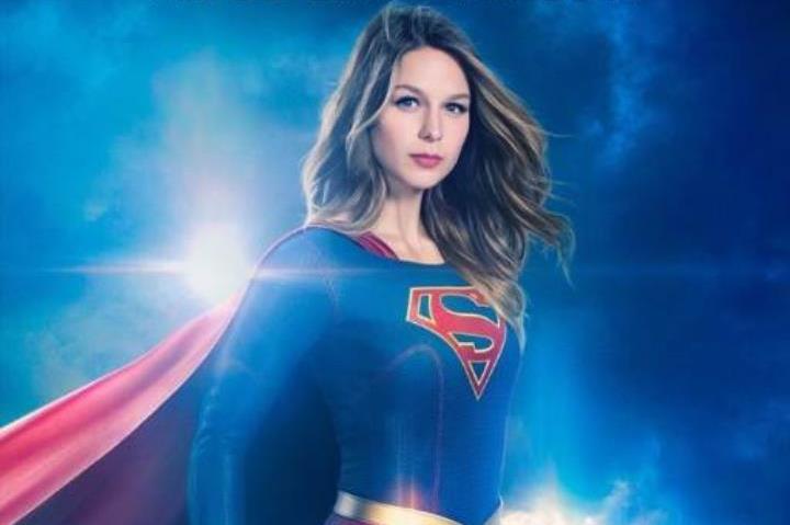 melissa_benoist_supergirl_01_facebook_2017