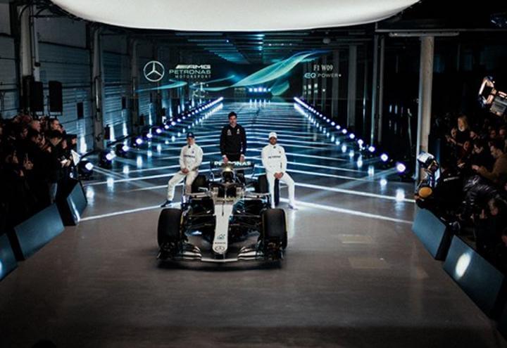 mercedes_w09_2018