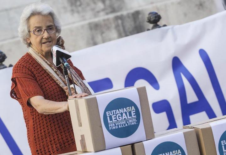mina_welby_eutanasia_radicali_lapresse_2015