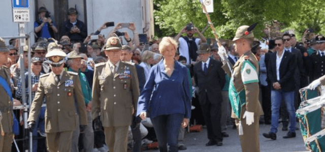 ministro_difesa_roberta_pinotti_twitter_2017