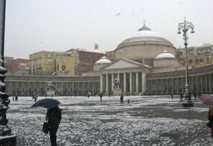 neve_napoli_citta_meteo_maltempo_twitter_2018