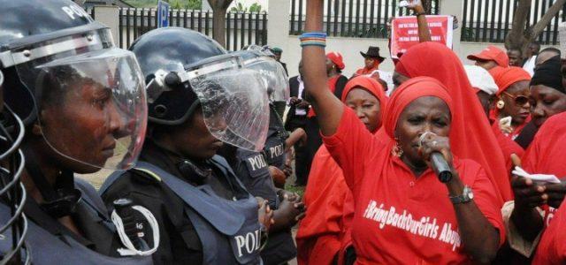 nigeria_protesta_bokoharam_ragazze_rapite_lapresse_2014