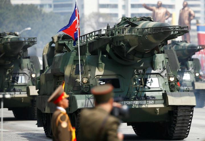 nordcorea_2_esercito_parata_lapresse_2017