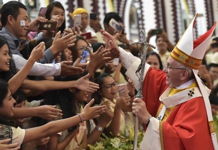 papa_francesco_myanmar_messa_2_lapresse_2017