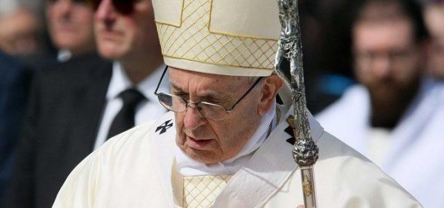 papa_francesco_sangiovannirotondo_lapresse_2018