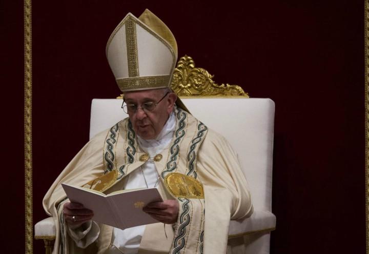 papa_francesco_te_deum_san_pietro_messa_preghiera_chiesa_lapresse_2017