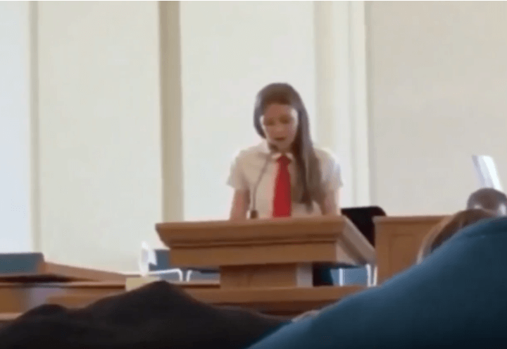ragazzina_12enne_lesbica_coming_out_chiesa_mormoni_web_2017