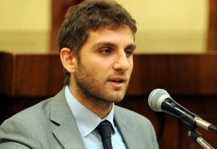 roberto_deluca_campania_rifiuti_pd_twitter_2018