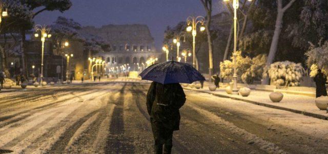 roma_neve_meteo_maltempo_gelo_inverno_colosseo_burian_lapresse_2018