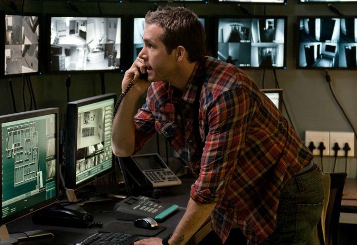 ryan_reyndols_safe_house_film_web