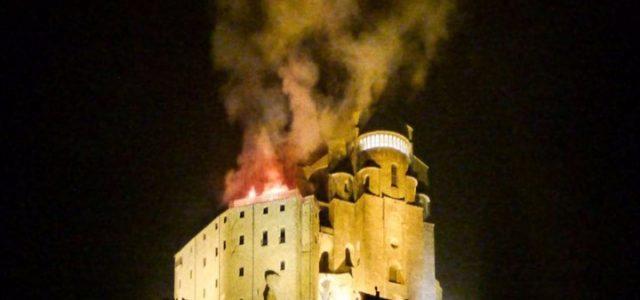 sacra_san_michele_incendio_twitter