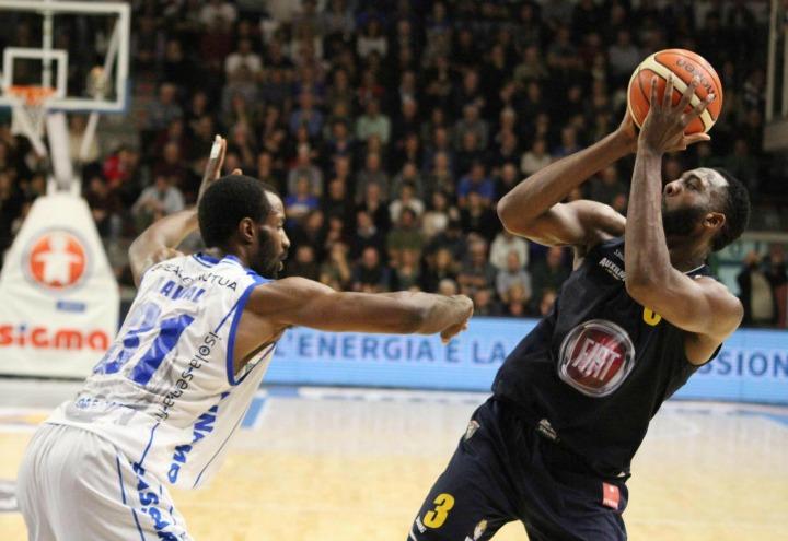sassari_torino_basket_lapresse_2016