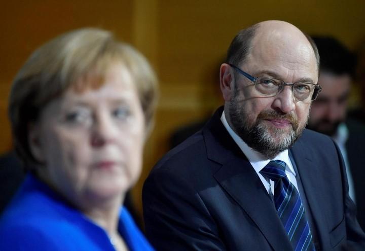 schulz_merkel_lapresse