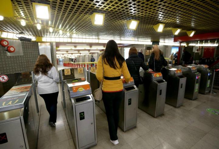 sciopero_mezzi_metro_lapresse_2017