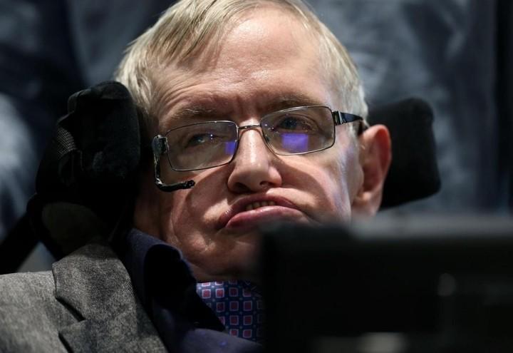stephen_hawking_astrofisica_scienza_lapresse_2018