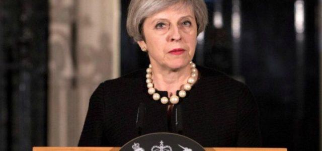 theresa_may_1_downingstreet_lapresse_2017