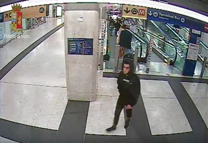 tommaso_hosni_aggressione_milano_stazoine_centrale_youtube_2017