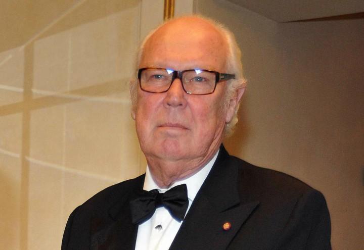 vittorio_emanuele_savoia_occhiali_lapresse_2017