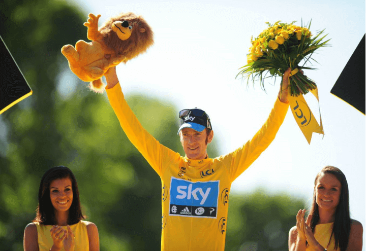 wiggins_podio_tour2012_lapresse
