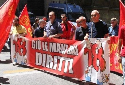 Articolo18_striscioneR439
