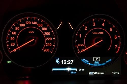 BMW330eFotogallery1