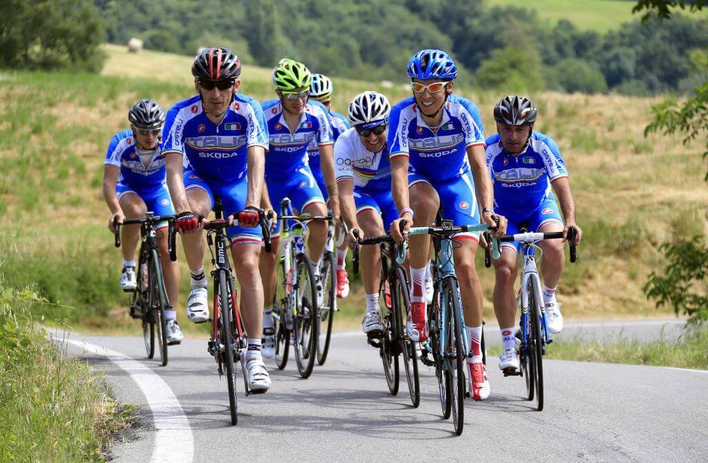 Bettini_azzurri_FCI.jpg