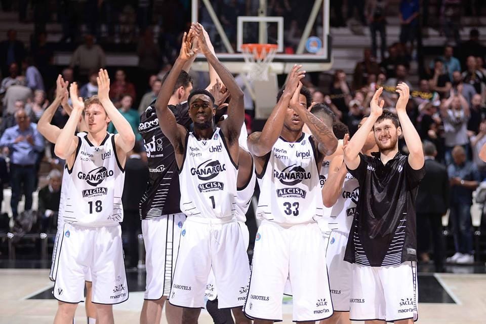 BolognaBasket_applausi