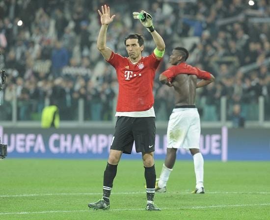 BuffonPogba_Bayern