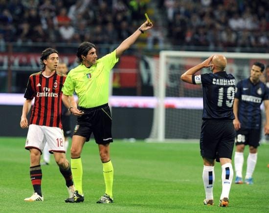 Cambiasso_giallo