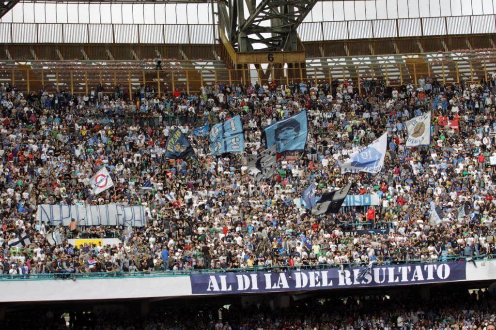 CurvaBNapoli